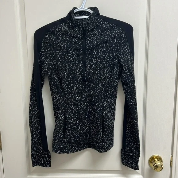 Lululemon Run Briskly 1/2 Zip Magnetized Jacquard Black White / Black | Size 4 - Picture 5 of 10
